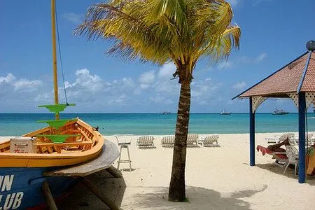Las 10 mejores playas del Caribe (con sabor latino) (II)