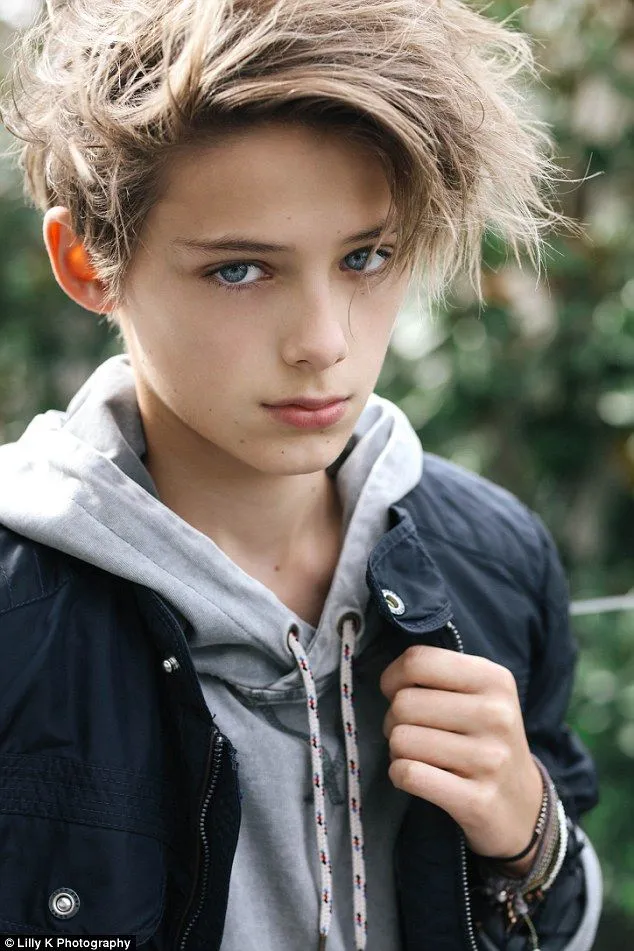 Tiene 12 años y es considerado el niño más guapo del mundo (+Fotos) |  Difundir.ORG