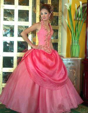 Para 15 años, vestidos rosa de princesa | Mas de Moda