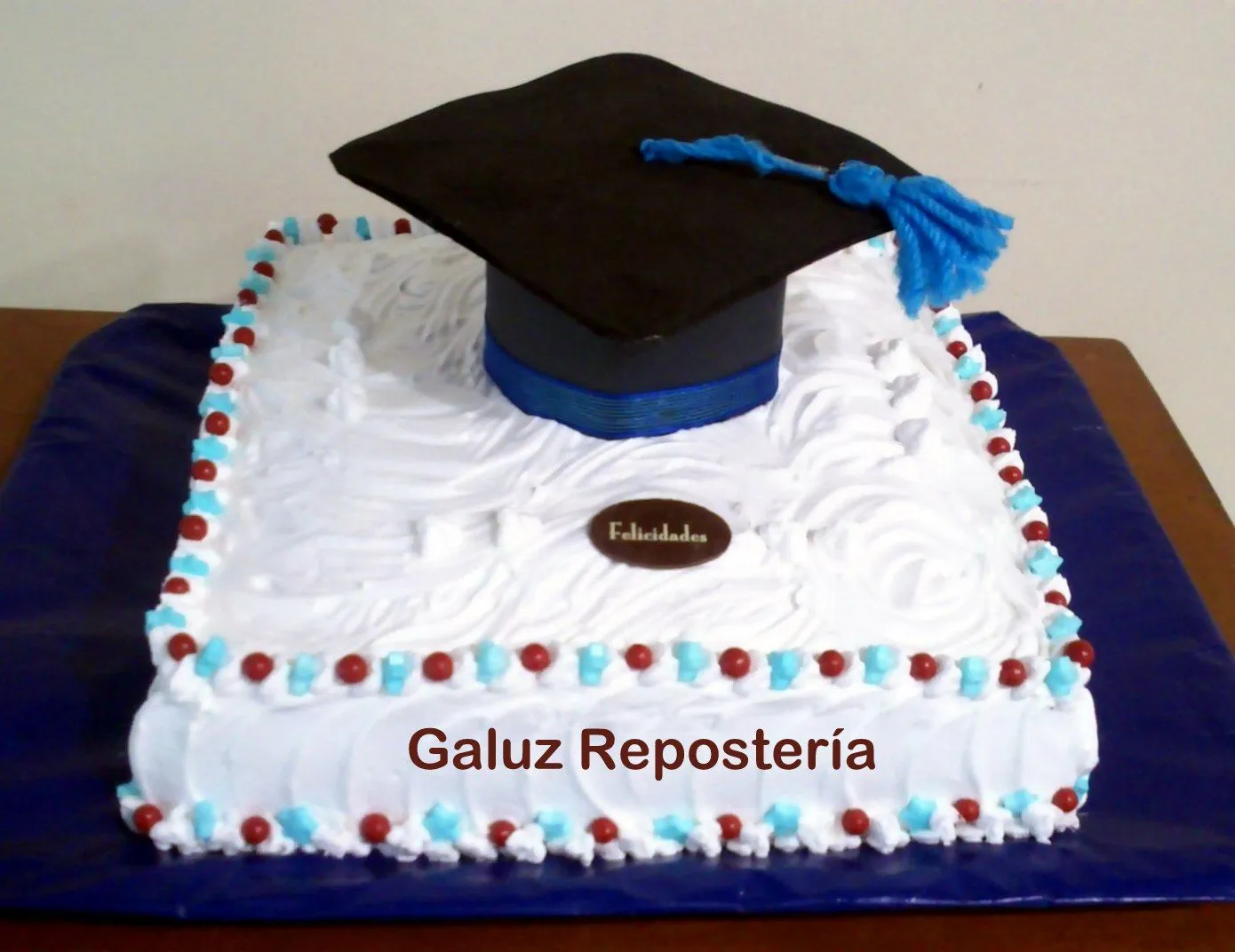 17 Best ideas about Pasteles De Graduacion on Pinterest | Vestidos ... 17 Best ideas about Pasteles De Graduacion on Pinterest | Vestidos ...