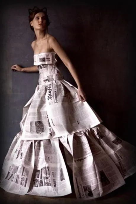 20 espectaculares vestidos hechos con libros - Paperblog