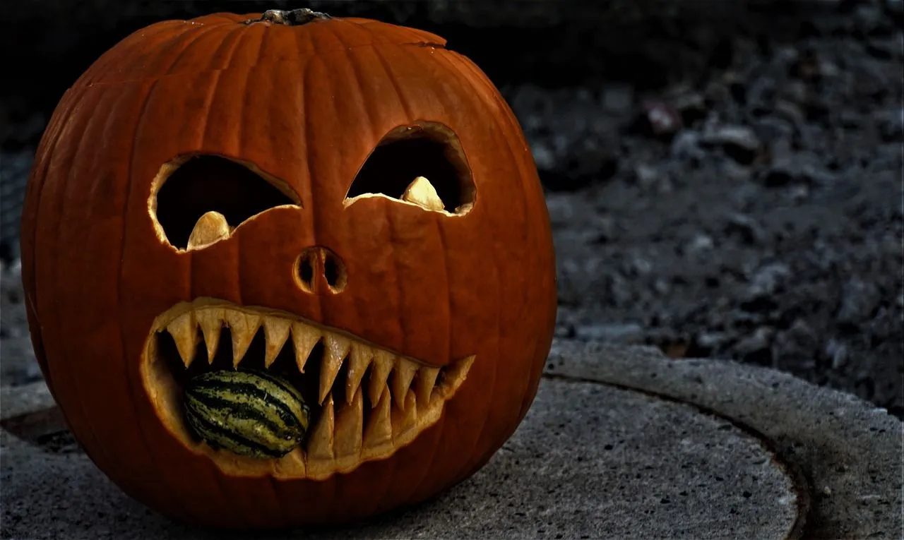 22 Ideas para Calabazas de Halloween - Patrones Terroríficas