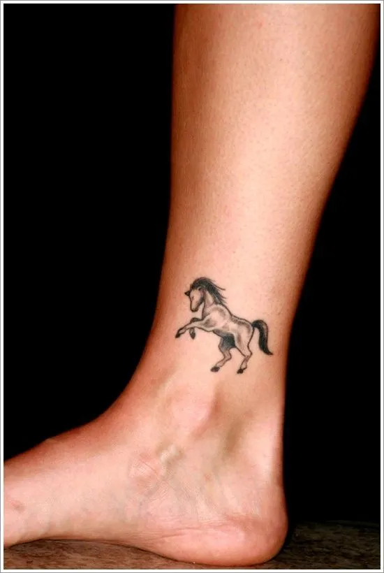 36 diseños de tatuajes de caballos
