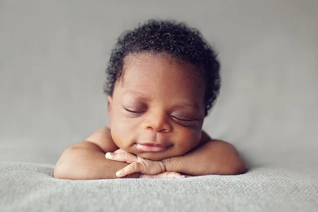 Bebés morenos hermosos recien nacidos - Imagui