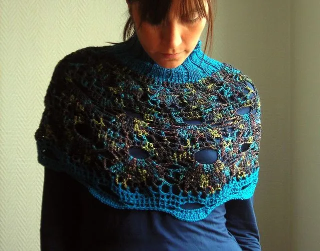 Clarisse---------Poncho-capelet hand-knitted and crocheted/Poncho ...