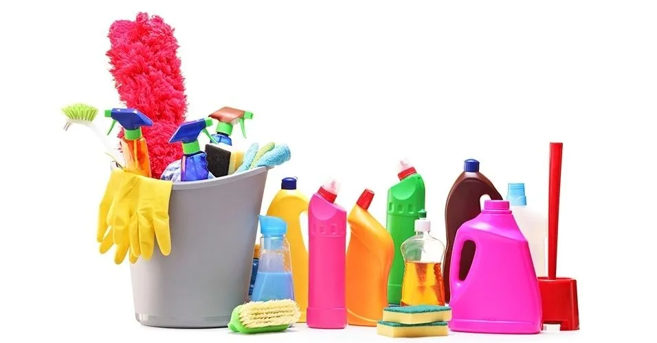 Alguns produtos de limpeza podem fazer mal à saúde; conheça ...