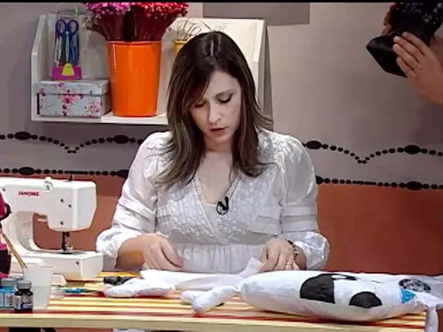 Como hacer almohadones infantiles- perrito - YouTube