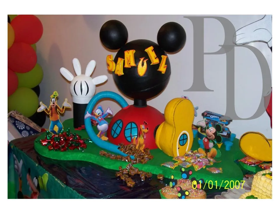 Fiesta en la casa de Mickey Mouse - Imagui