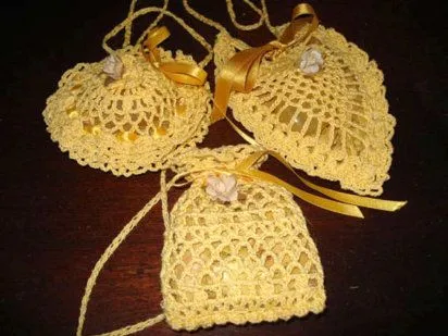 Bolsitas tejidas a crochet para souvenirs - Imagui