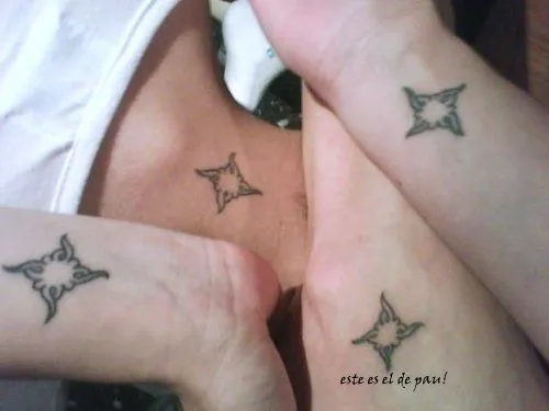 Amorxpauypeter :: Pau tiene un tatuaje de una estrela en el pie!