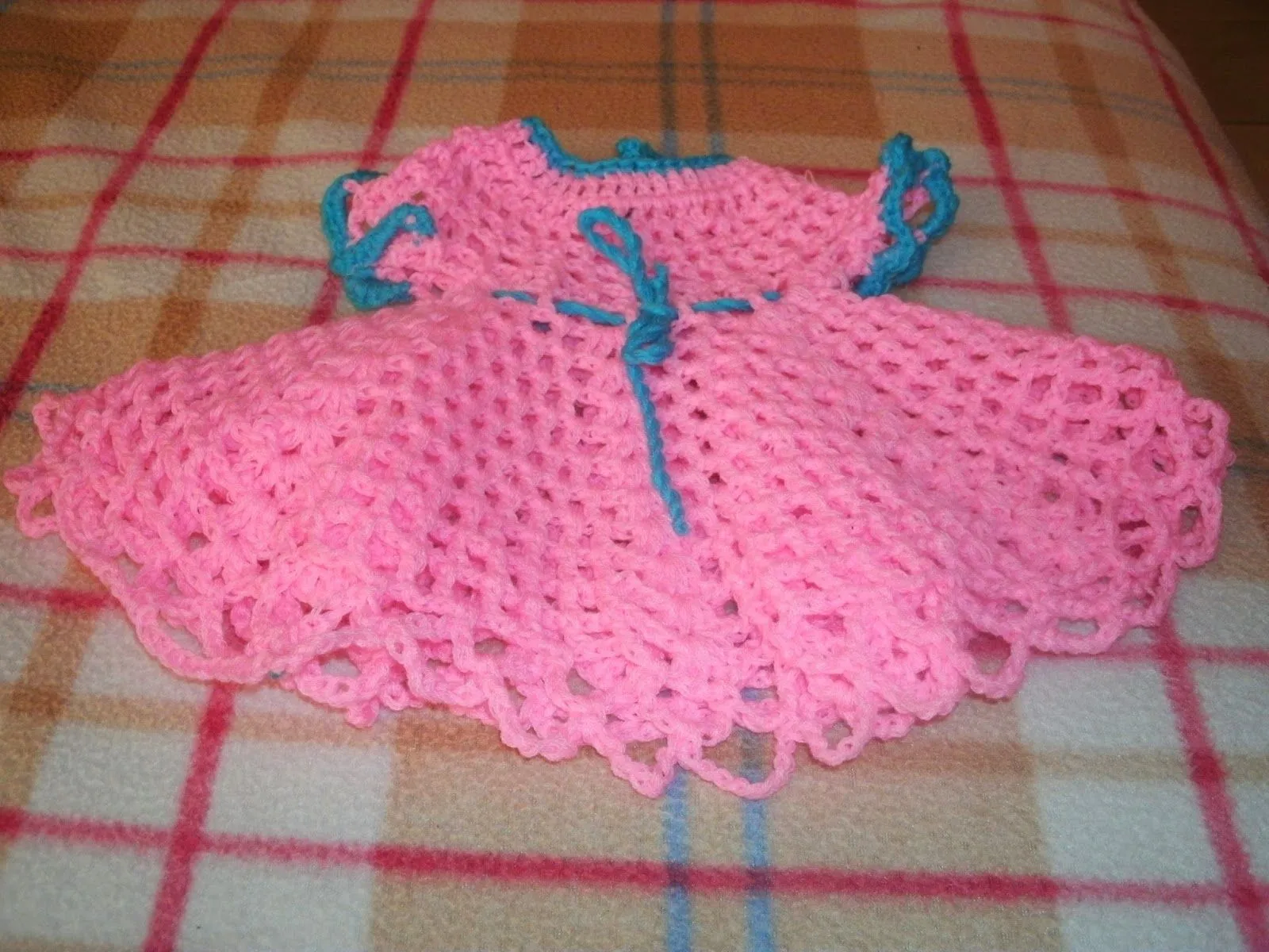Ana Luisa y sus tejidos: Vestido tejido a crochet para niña, Ana Luisa y sus tejidos: Vestido tejido a crochet para niña,