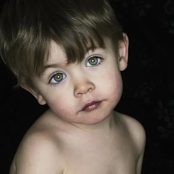 Fotos de niños con ojos verdes - Imagui