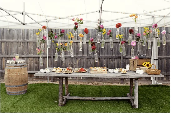 Decorar con botellas vacías y flores - Paperblog Decorar con botellas vacías y flores - Paperblog