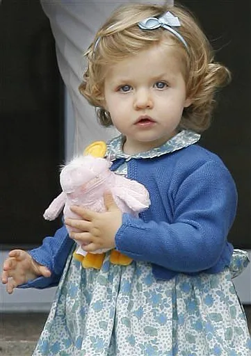 Con 2 años era muy mona y sus ojos azules eran muy lindos.