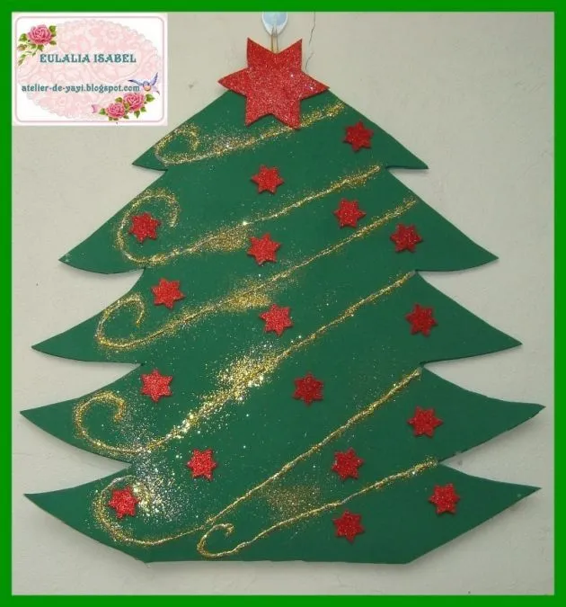 Árbol de Navidad en foami para pared | Adornos Navidad DIY | Pinterest