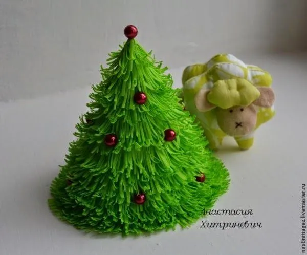 Cómo hacer un arbolito de navidad con fomi ~ Solountip.com
