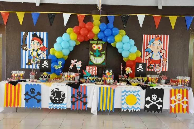 Decoracion de mesa Cumpleaños de jake y los pirata de nunca jamas ...