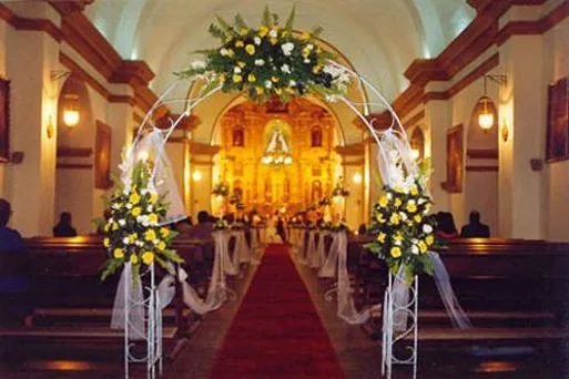 Como hacer un arco con flores para una boda? | Cuidar de tus ...