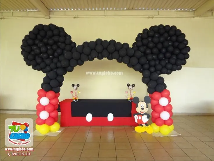Arco de globos orejas de Mickey | Columnas realizadas con globos ...