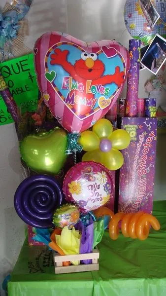 arreglo con globos para el dia de las madres by Gilberto De los ...
