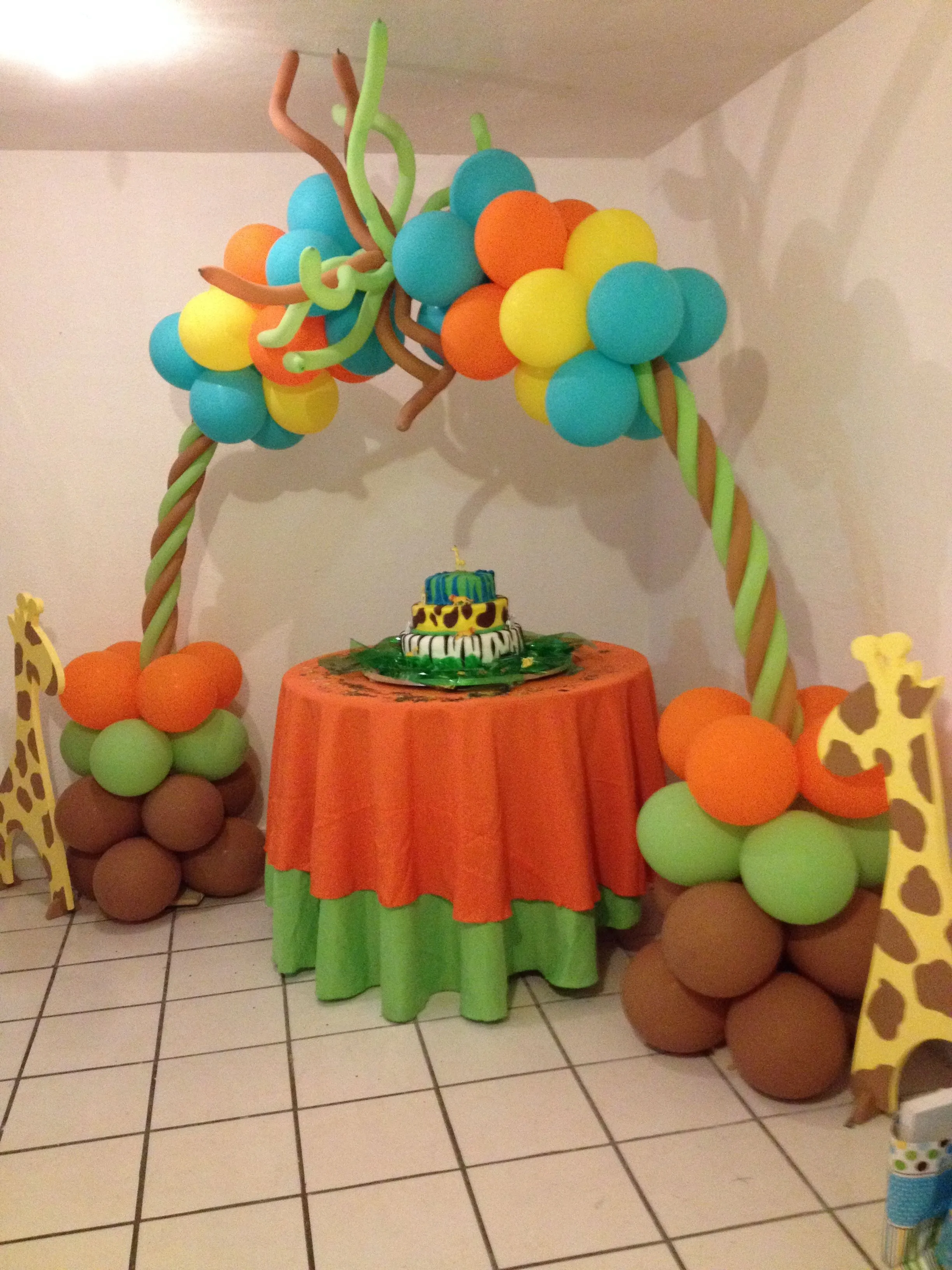 Arreglo de Mesa #BabyShower #Safari | Fiestas | Pinterest | Safari ... Arreglo de Mesa #BabyShower #Safari | Fiestas | Pinterest | Safari ...