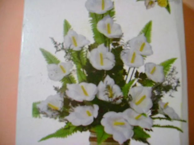 Ramos de flores en foami - Imagui