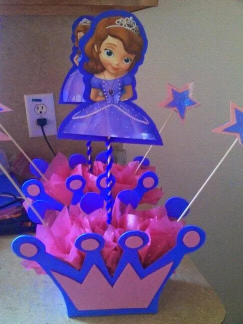 Centro de mesa princesa sofia con globos - Imagui