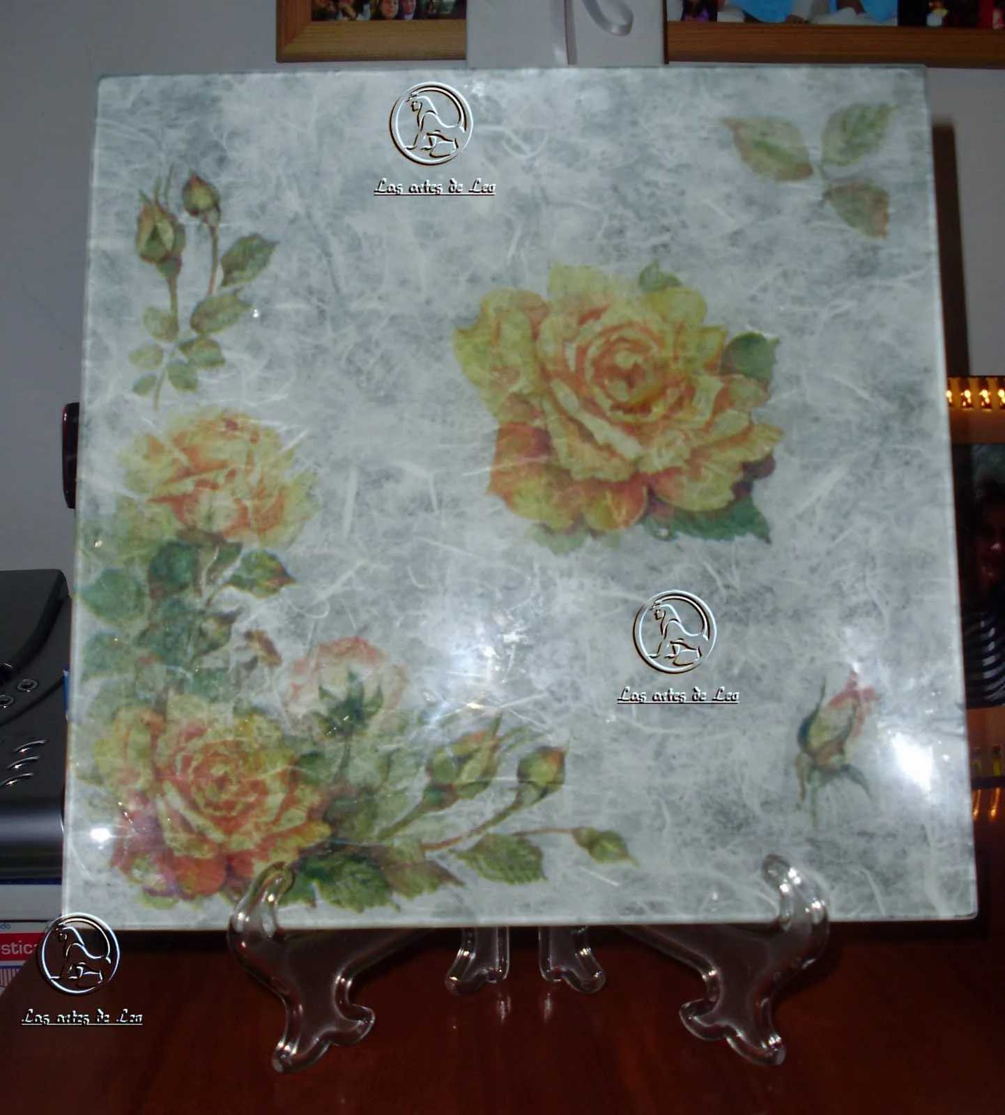 Artes decorativas: Bandeja decoupage en vidrio 7 y 8