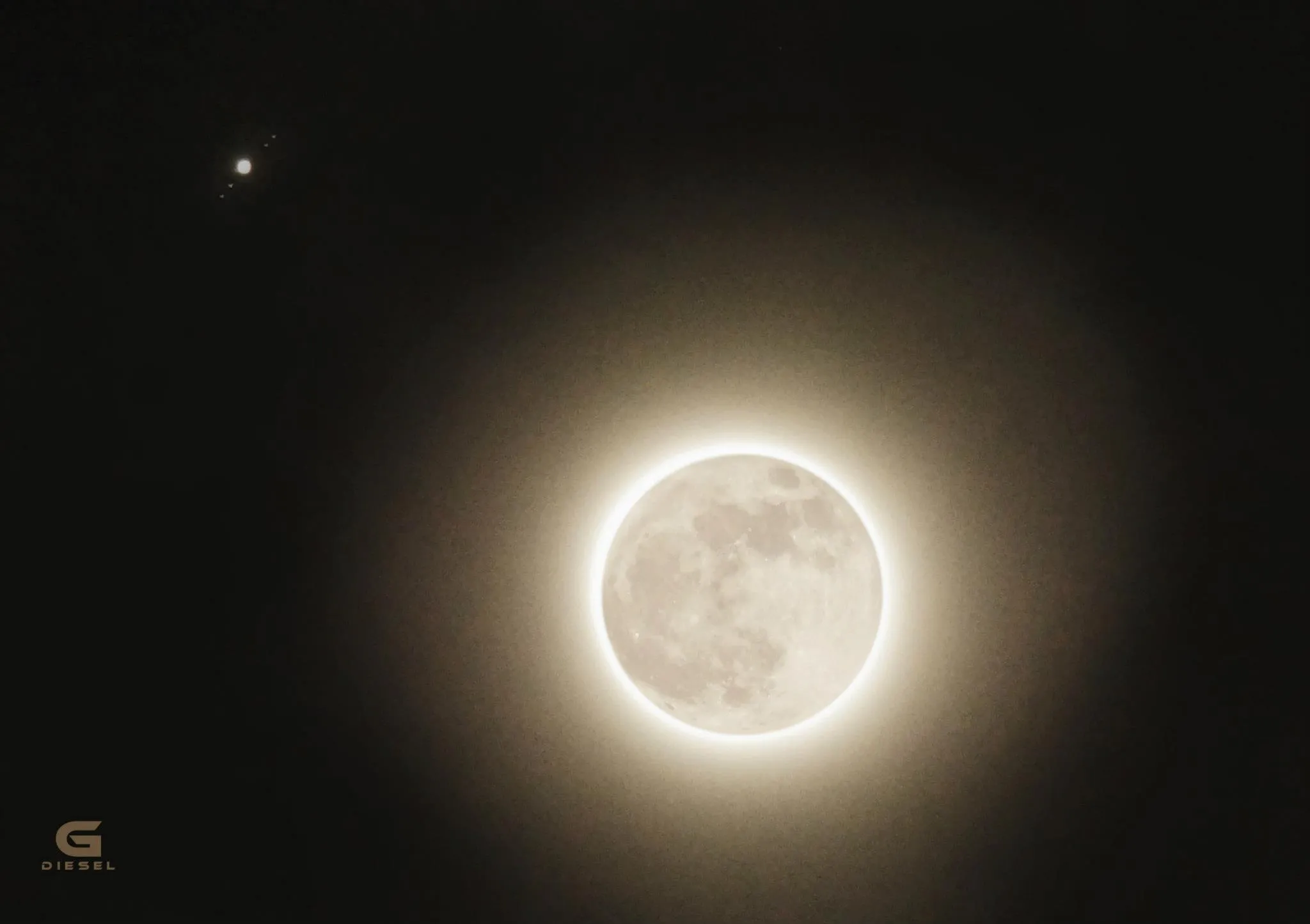 Astrofotógrafo capta hermosa imagen de la luna llena junto a ... Astrofotógrafo capta hermosa imagen de la luna llena junto a ...