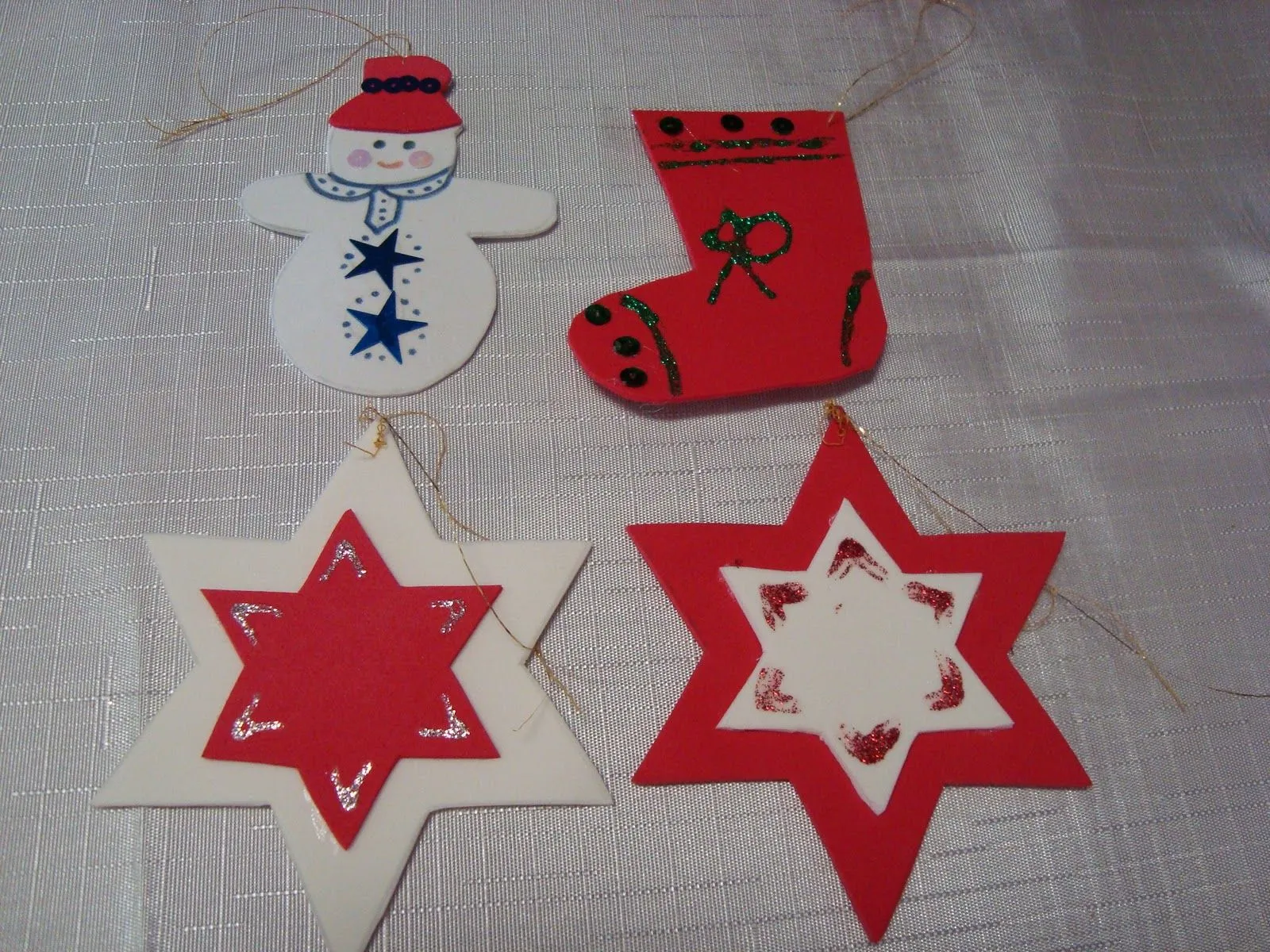 Estos individuales los hice el año pasado, para uno de mis hijos. Estos individuales los hice el año pasado, para uno de mis hijos.