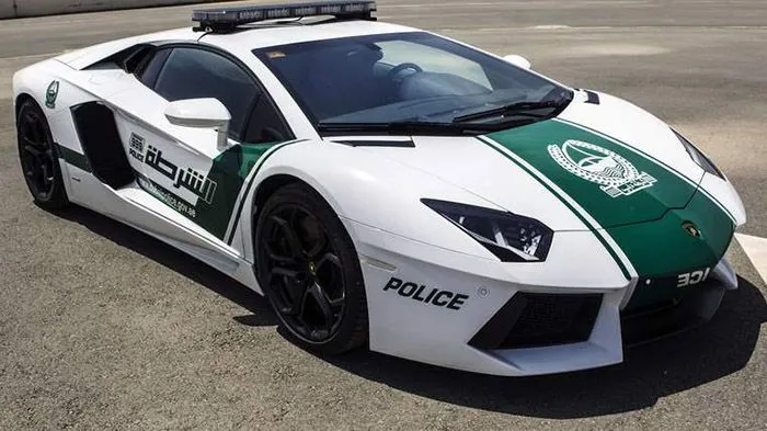 Los Autos Lujosos De La Policía De Dubái: LAS MEJORES MARCAS Y ... Los Autos Lujosos De La Policía De Dubái: LAS MEJORES MARCAS Y ...