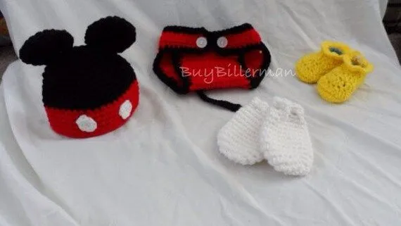 Baby Crochet Mickey Mouse Photo Prop / baby hat por BuyBillerman