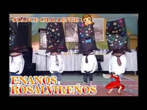 BAILE DE LOS ENANOS ROSALVERIÑOS - YouTube