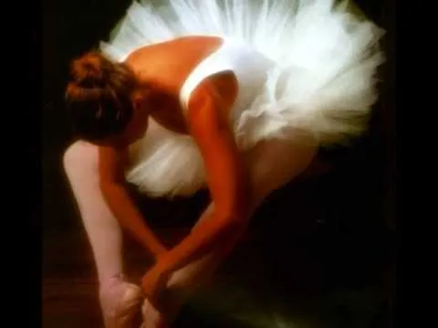 Ballet - Homenaje a dos luchadoras - YouTube