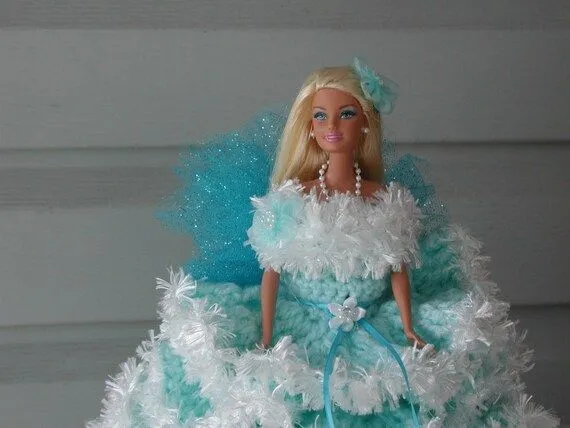BARBIE Doll / muñeca de papel higiénico / luz por bluelady540