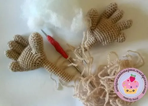 Bebé amigurumi en crochet | Labores de Najma