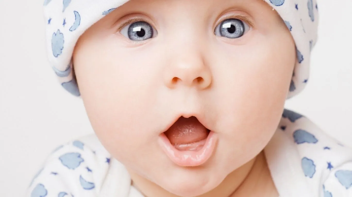 Bebés lindos morenos con ojos azules - Imagui Bebés lindos morenos con ojos azules - Imagui