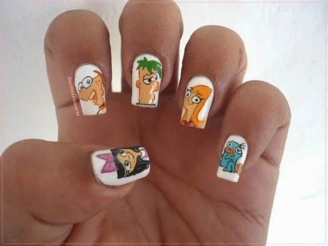 Besitos de la suerte: Nail Art Caricatura: Phineas y Ferb