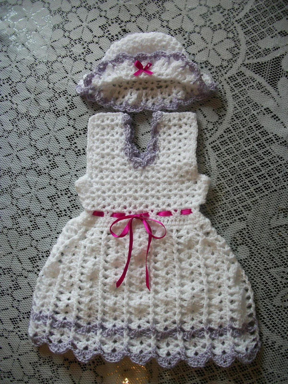 Beti Crochet !!: vestido de bebe con capelina
