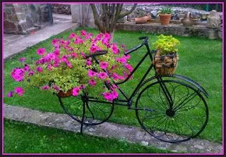 BICICLETAS viejas para decorar jardines, terrazas y parques ... BICICLETAS viejas para decorar jardines, terrazas y parques ...