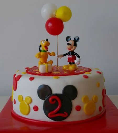 tartas y nubes de azúcar: Tarta Mickey Mouse