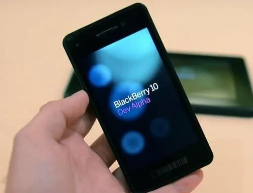 BlackBerry apuesta a sus aplicaciones y pantallas táctiles con ...