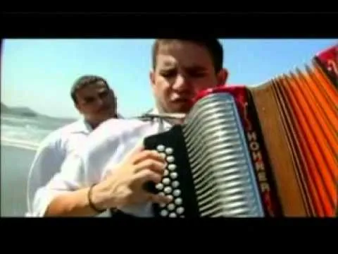 A BLANCO Y NEGRO VIDEO ORIGINAL DE SILVESTRE DANGOND - YouTube