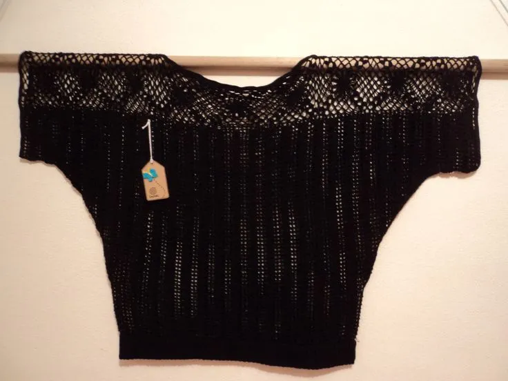 Blusa tejida a crochet con estambre omega No. 10 | ropa ...