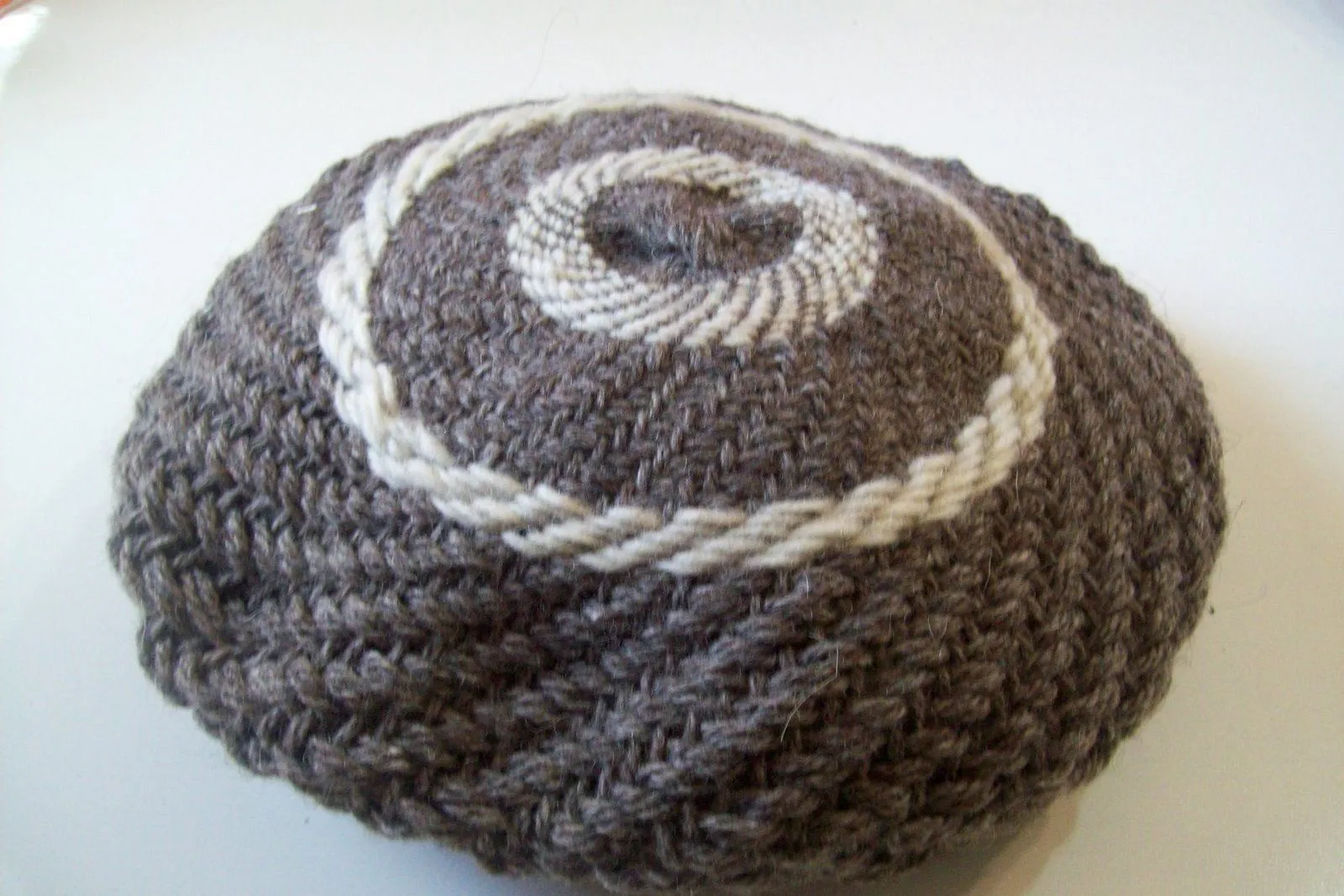 Patrones de boinas tejidas a crochet - Imagui