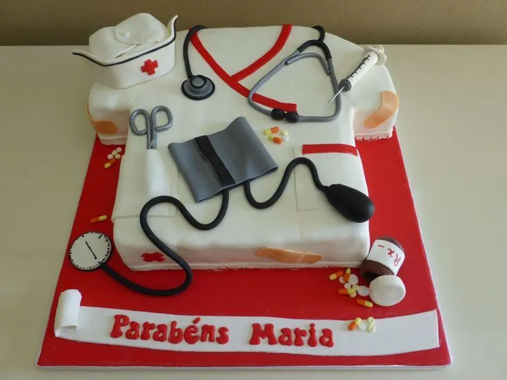 Bolos De Enfermagem no Pinterest | Cupcakes De Enfermeira e Bolo ...