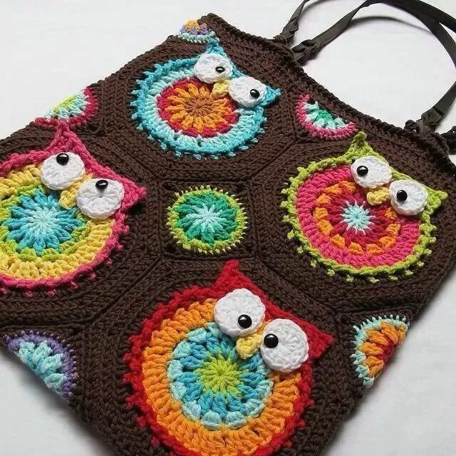 Bolsa crochet grannys búhos | sweter | Pinterest
