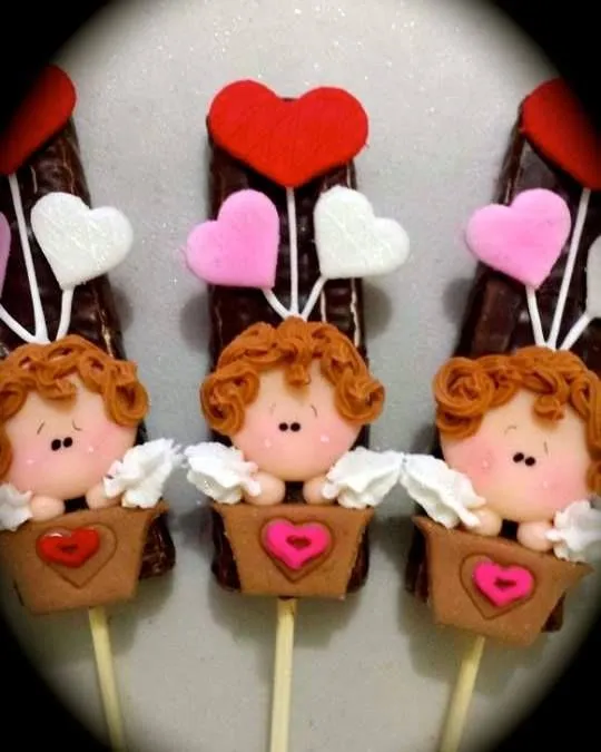 bombon con chocolate y angeles de amor! | Bubulubus decorados ...