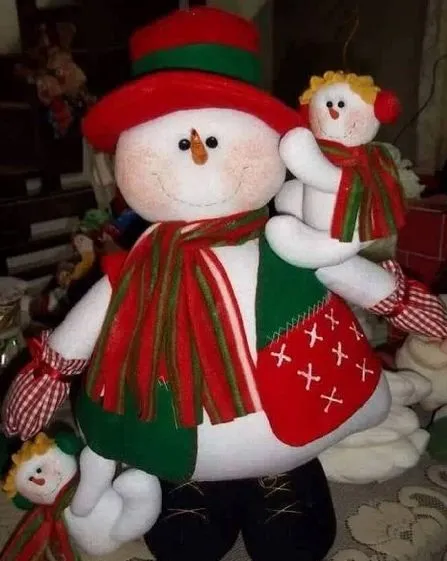Bonitos muñecos navideños de santa y muñeco de nieve con moldes ...