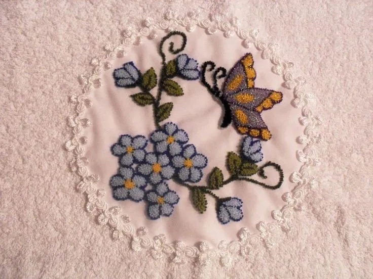 Bordado Chino | Punchneedle on Pinterest | Silk Ribbon Embroidery ...